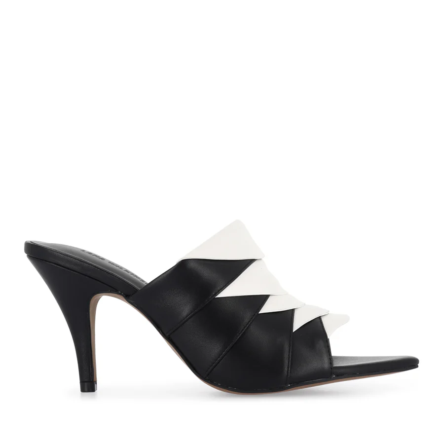 AMA - BLACK WHITE SOFT LEATHER