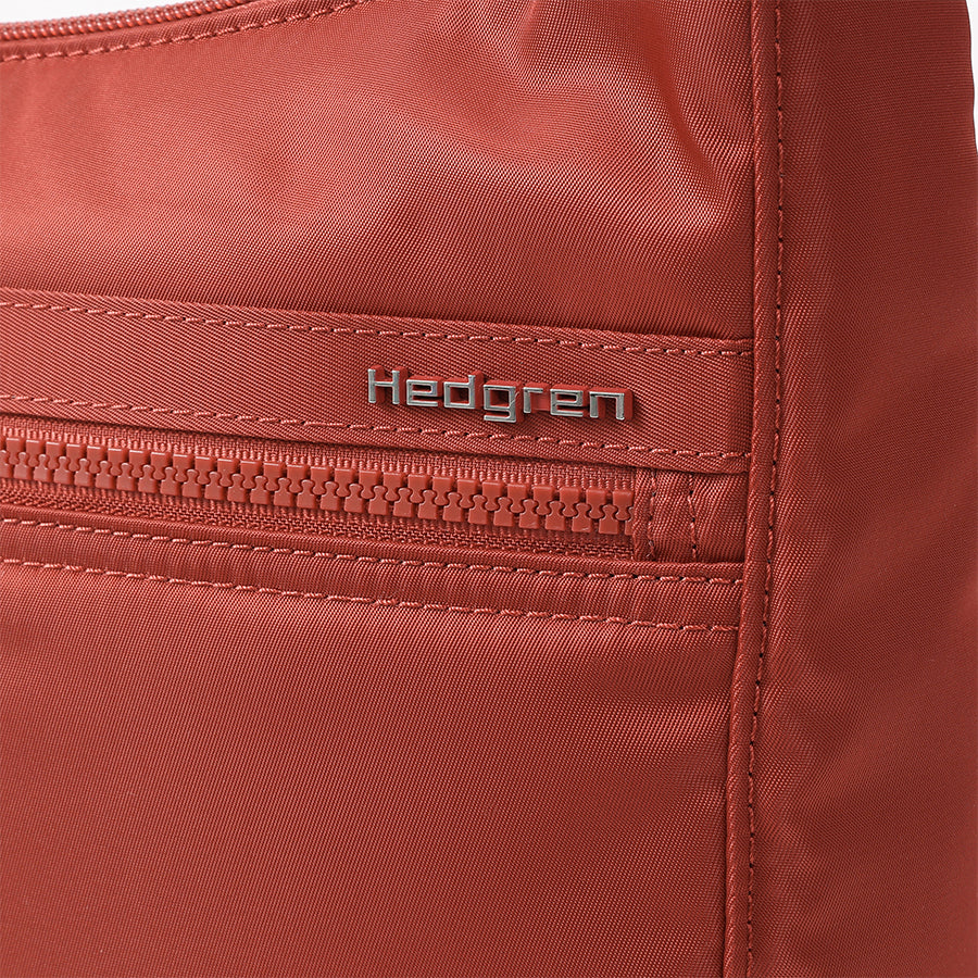 HARPER'S CROSSBODY RFID - DAHLIA RED - Image 6
