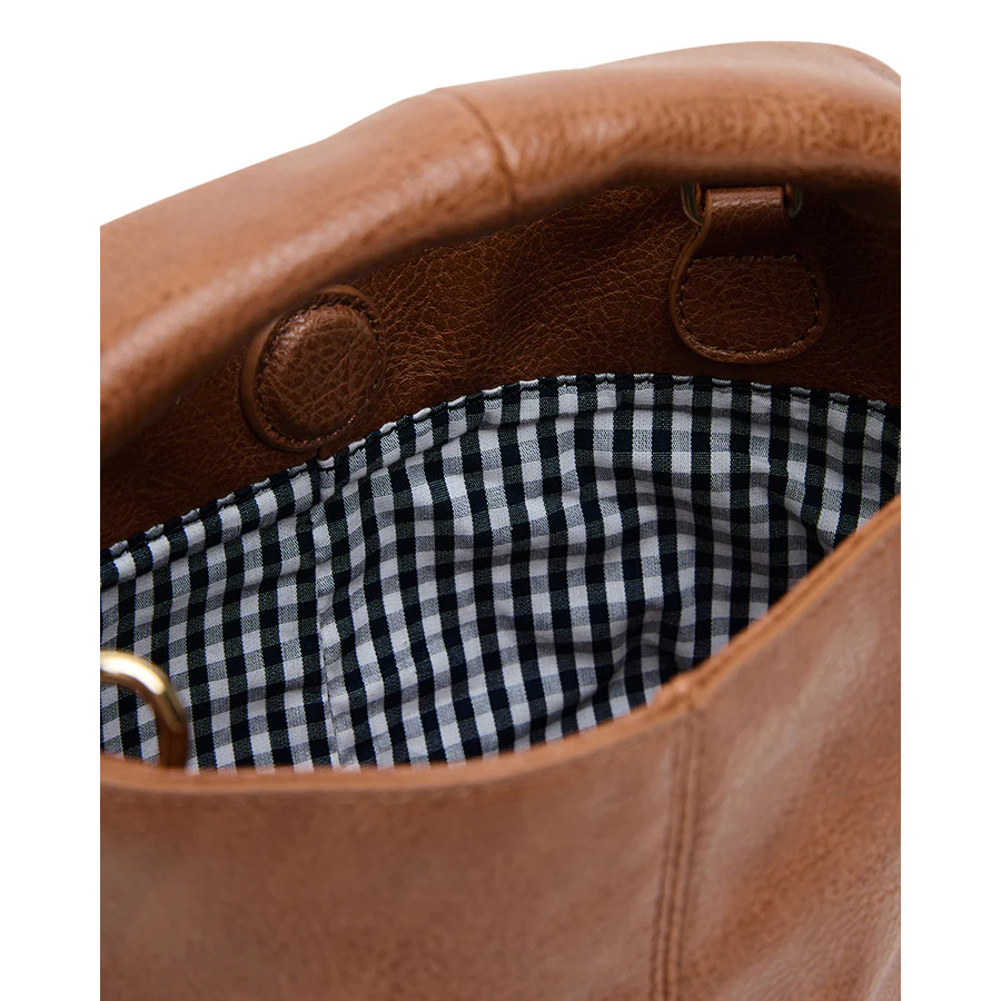 LINTON CROSSBODY - TAN PEBBLE - Image 6