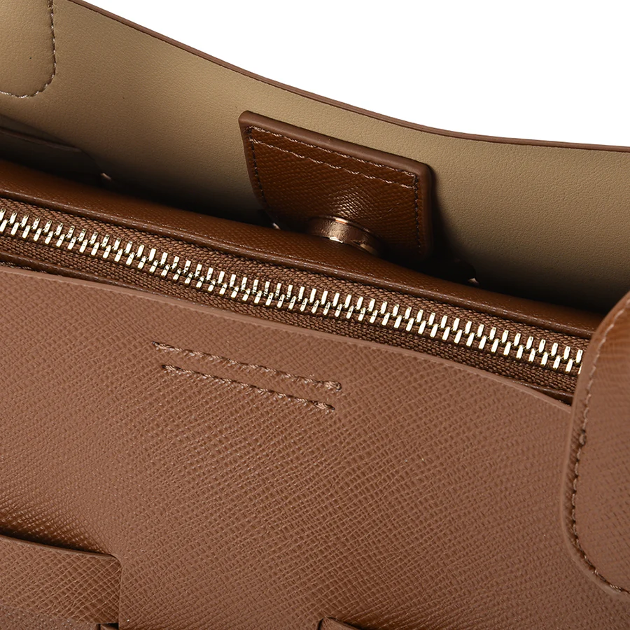 KENLEY EAST-WEST BAG - TAN SAFFIANO - Image 7
