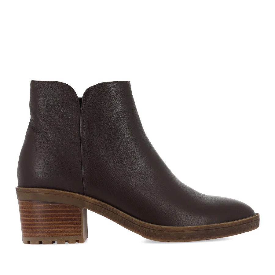 LIEM - CHOCOLATE LEATHER