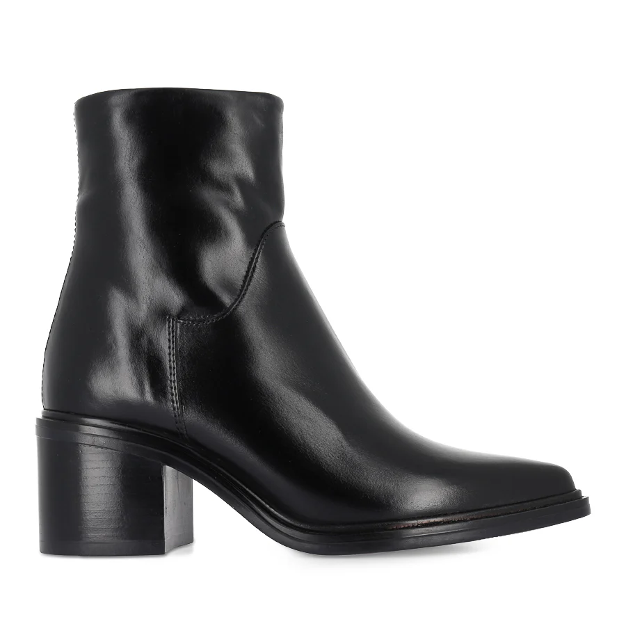 MARA - BLACK LEATHER