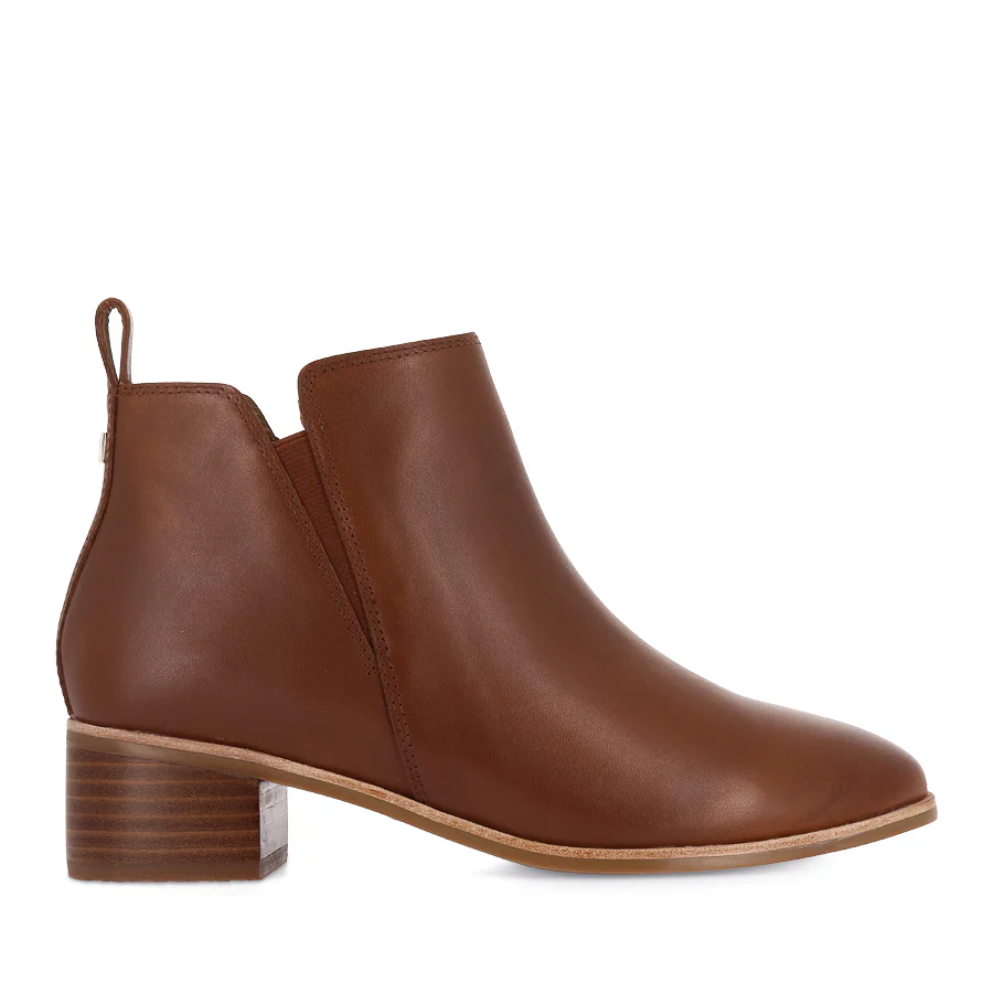 REGGIE - RICH TAN LEATHER