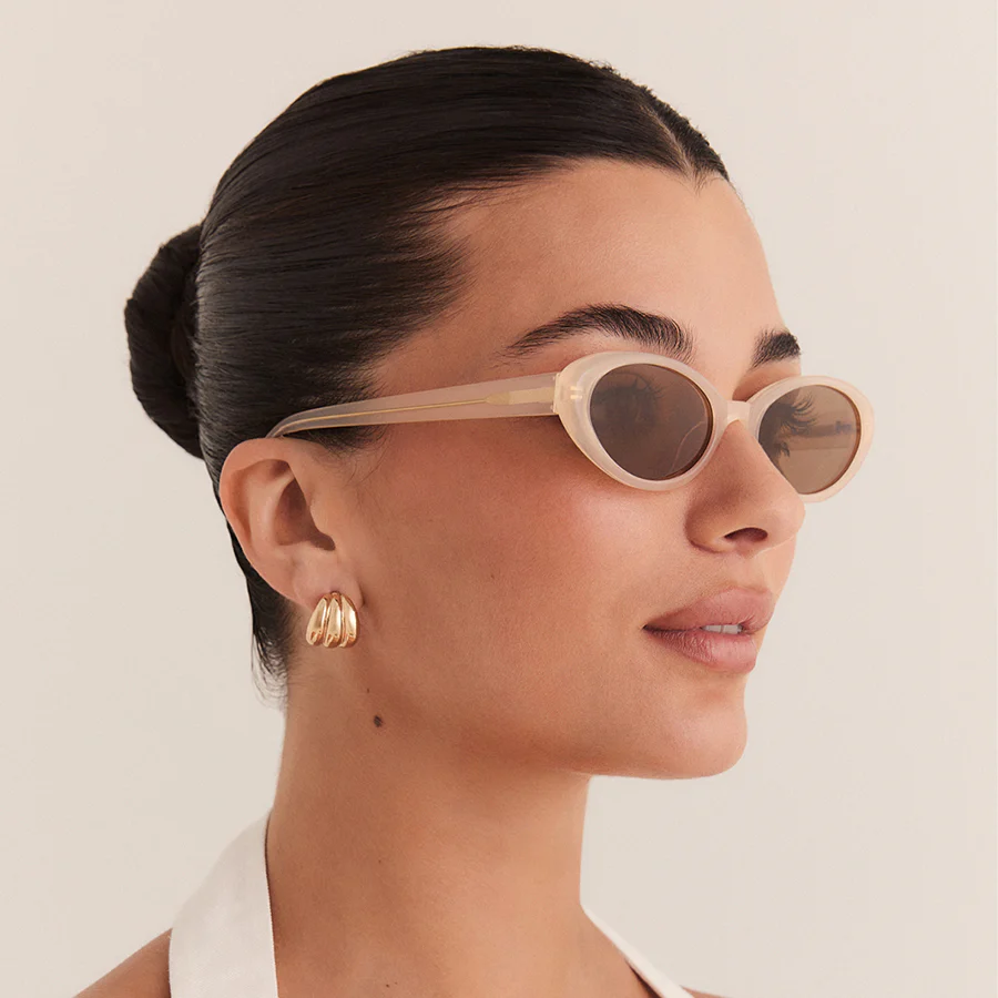 THE IRIS - PEARL-HONEY - Image 5