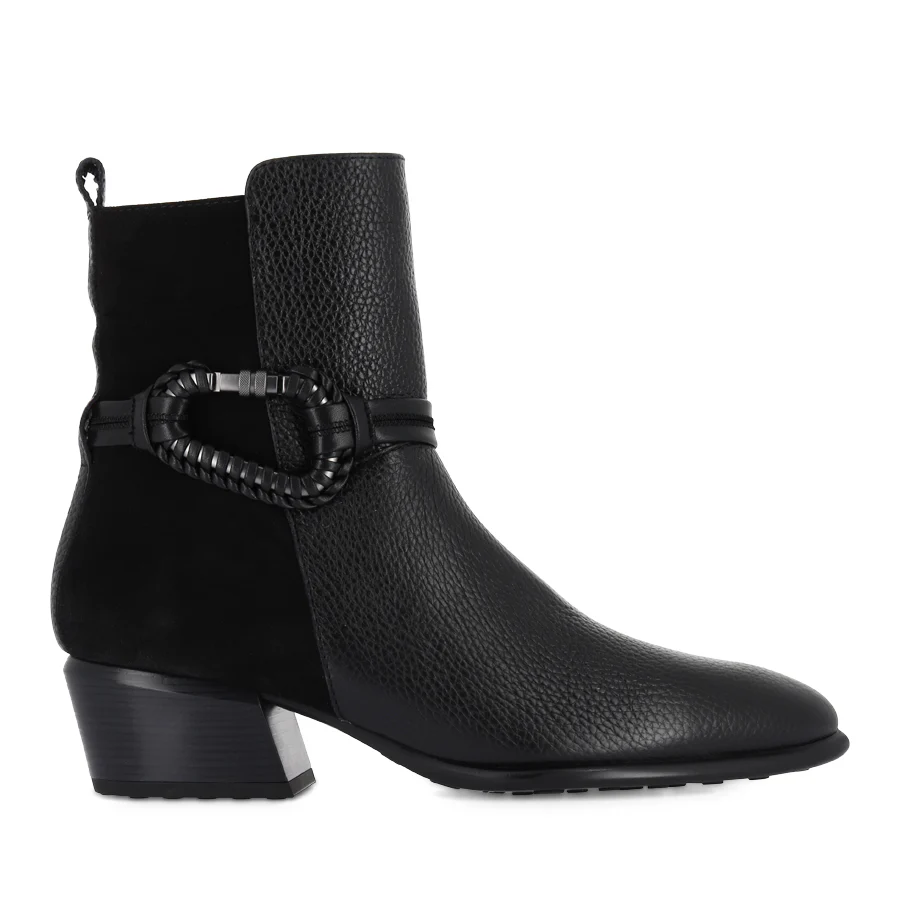 VICK - BLACK LEATHER SUEDE