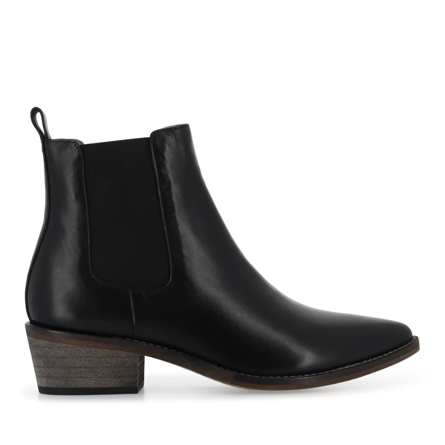 ZENAR - BLACK LEATHER
